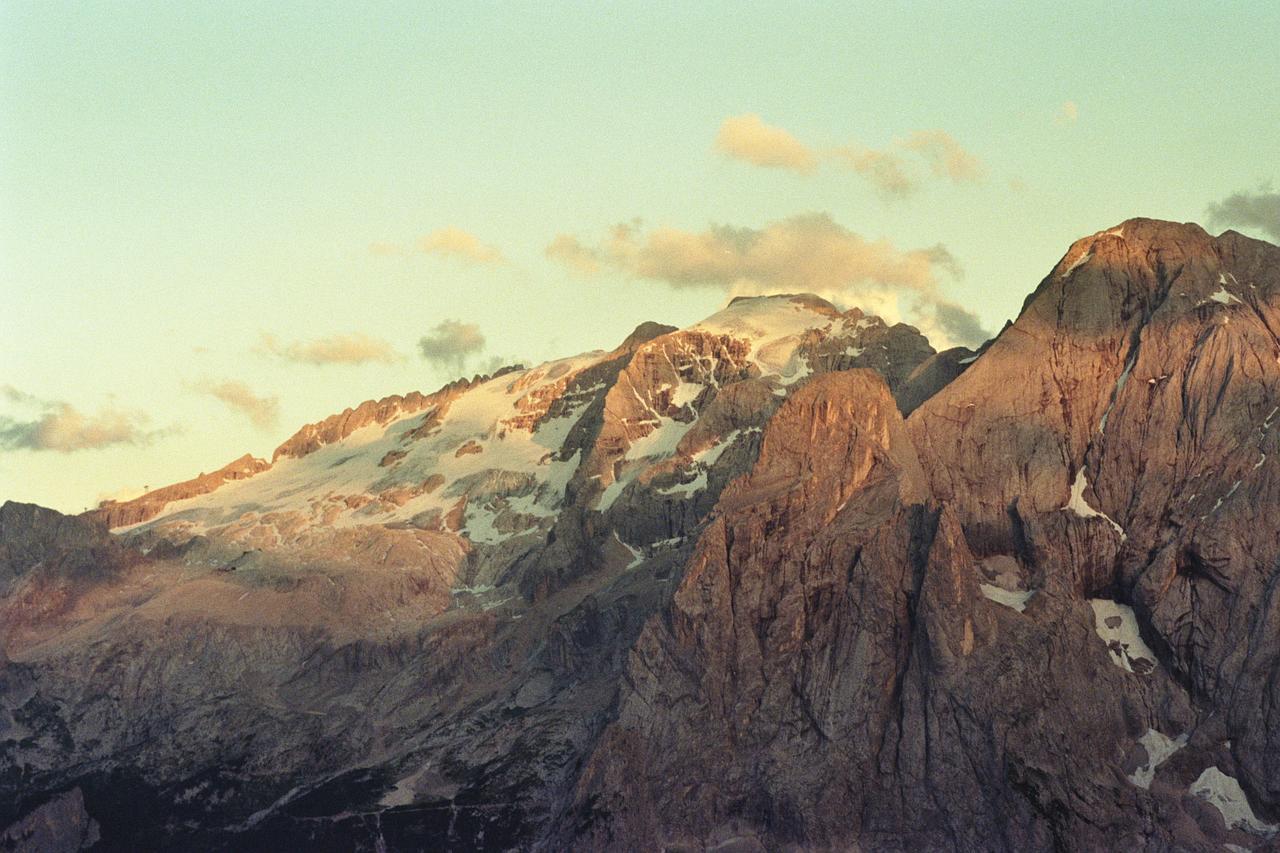 Hotel Rifugio Sass Bece Canazei Exterior foto